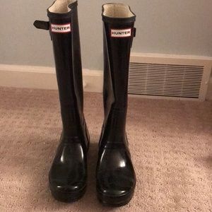 Black hunter boots size 7.5